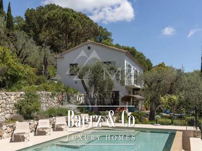 Villa de 5 pièces de luxe en vente 06740, Châteauneuf-Grasse, Provence-Alpes-Côte d'Azur