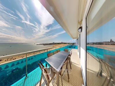 3 bedroom luxury Flat for sale in Royan, France