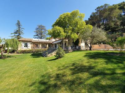 Villa de luxe de 7 pièces en vente Orange, Provence-Alpes-Côte d'Azur