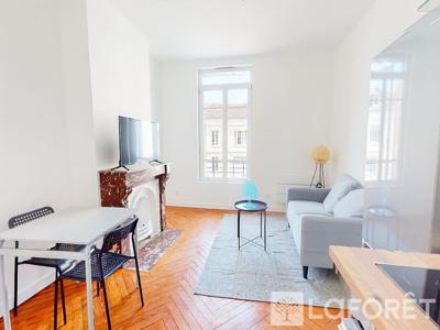 Location meublée appartement 3 pièces 48.6 m²