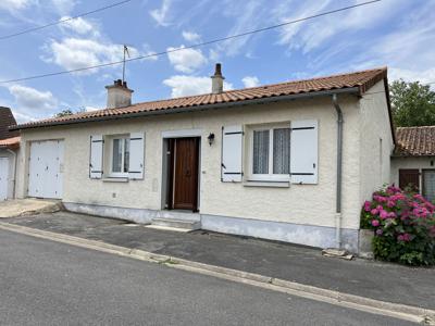 Vente maison 4 pièces 80 m² La Villedieu-du-Clain (86340)