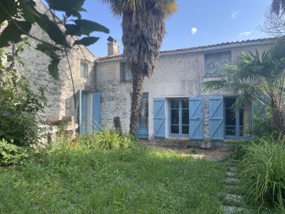 Vente maison 5 pièces 110 m² Lozay (17330)