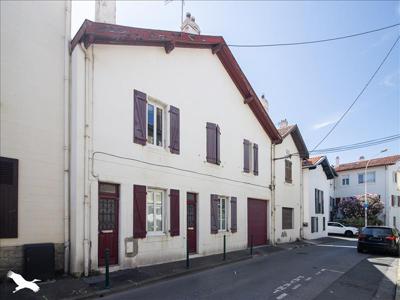 Vente maison 8 pièces 169 m² Biarritz (64200)