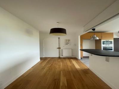 Location appartement 8 pièces 173.46 m²
