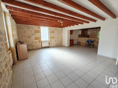 Maison 5 pièces de 118 m² à Villefranche-de-Lonchat (24610)