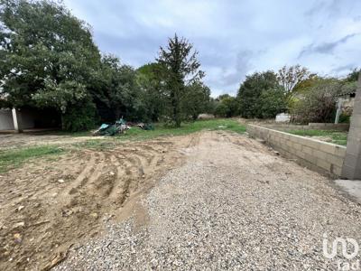 Terrain de 317 m² à Arpaillargues-et-Aureillac (30700)