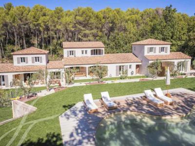 Villa contemporaine 4 pièces neuve et meublée à louer proche d'Aix-en-Provence