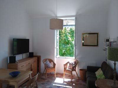 Appartement dans une maison indépendante avec vue exceptionnelle, dans le Luberon
