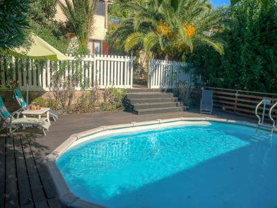 REZ DE JARDIN piscine privée au coeur d'Oletta près de St Florent