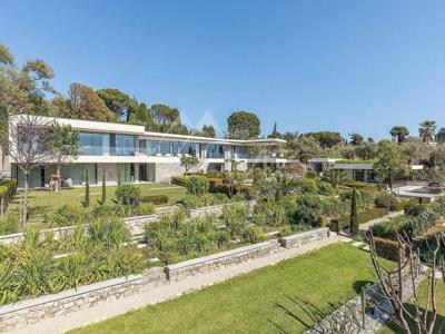 Villa de luxe de 17 pièces en vente Antibes, Provence-Alpes-Côte d'Azur