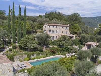 Villa de 9 pièces de luxe en vente Châteauneuf-Grasse, Provence-Alpes-Côte d'Azur