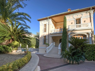 Villa de luxe de 10 pièces en vente Beaulieu-sur-Mer, France