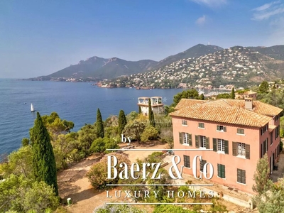 Villa de 12 pièces de luxe en vente 06590, Théoule-sur-Mer, Alpes-Maritimes, Provence-Alpes-Côte d'Azur