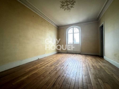 Appartement de type 5 à vendre à Charleville Mézières.