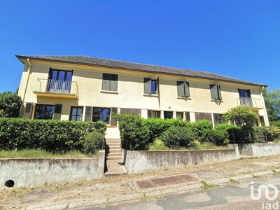 Immeuble de 320 m² à Saint-Honoré-les-Bains (58360)