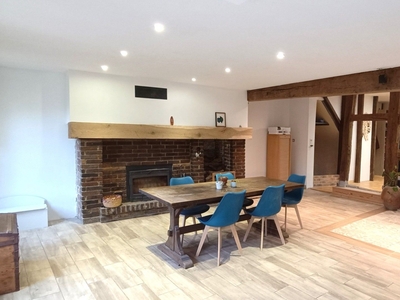 Maison traditionnelle 8 pièces de 166 m² à Crésantignes (10320)