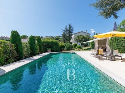 Villa de luxe de 9 pièces en vente Mougins, Provence-Alpes-Côte d'Azur