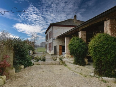 Villa de 10 pièces de luxe en vente Lamagistère, Occitanie