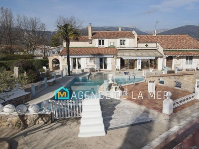 Villa de 12 pièces de luxe en vente Mons, Provence-Alpes-Côte d'Azur