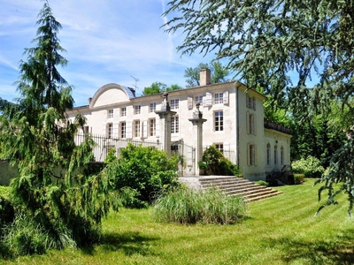 20 room exclusive country house for sale in Nérac, Nouvelle-Aquitaine