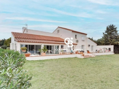 Villa de luxe de 7 pièces en vente Perpignan, Occitanie