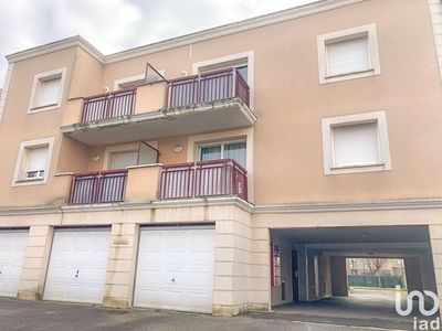 Appartement 2 pièces de 42 m² à Viry-Châtillon (91170)