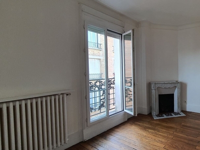 Appartement 3 pièces de 49 m² à Ablon-sur-Seine (94480)
