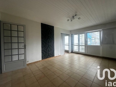 Appartement 4 pièces de 74 m² à Saint-Herblain (44800)