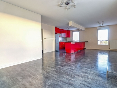 Appartement 4 pièces de 84 m² à Cergy (95000)