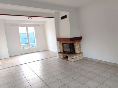 Vente maison 5 pièces 132 m² Saint-Avé (56890)