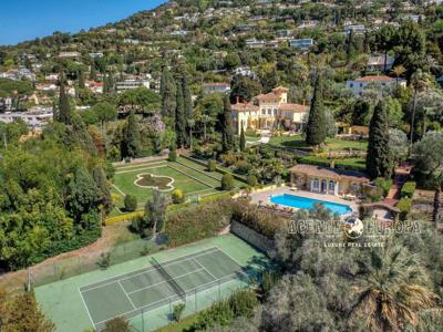 Villa de 13 pièces de luxe en vente Cannes, Provence-Alpes-Côte d'Azur