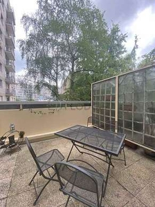 Studio meublé avec terrasse, ascenseur et conciergeBel Air (Paris 12°)