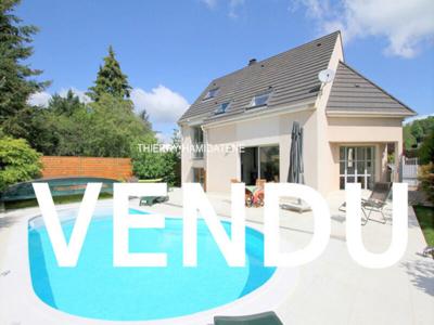 Vente maison 7 pièces 150 m² Argenteuil (95100)