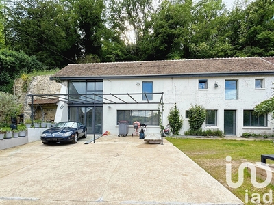 Longère 5 pièces de 186 m² à Saint-Pierre-lès-Nemours (77140)