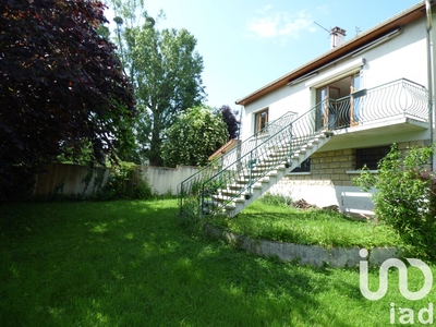 Maison traditionnelle 6 pièces de 140 m² à Villiers-le-Bel (95400)