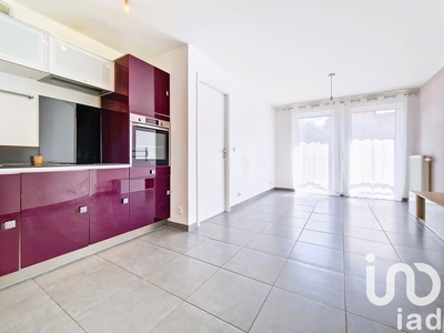 Appartement 2 pièces de 40 m² à Pontault-Combault (77340)