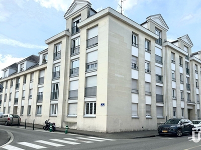 Appartement 3 pièces de 46 m² à Compiègne (60200)