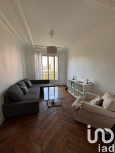 Appartement 3 pièces de 58 m² à Paris (75015)
