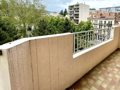 Appartement 3 pièces de 62 m² à Saint-Étienne (42100)