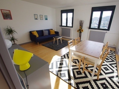 Appartement 4 pièces de 78 m² à Sens (89100)