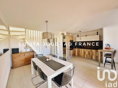 Duplex 3 pièces de 75 m² à Saint-Mandrier-sur-Mer (83430)