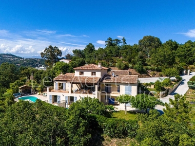 Maison de 8 pièces de luxe en vente à Les Adrets-de-l'Estérel, Provence-Alpes-Côte d'Azur