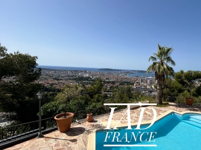 Vente maison 6 pièces 272 m² Toulon (83000)