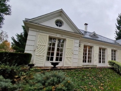 Vente maison 9 pièces 216 m² La Celle-Saint-Cloud (78170)