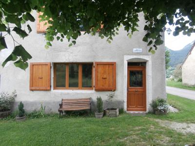 Maison pour 7 / 9 personnes à Lans en Vercors et à 20min de Grenoble