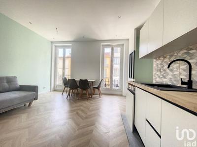Appartement 2 pièces de 37 m² à Nice (06200)