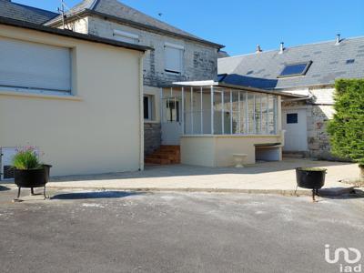 Maison 7 pièces de 175 m² à Montigny-le-Franc (02250)