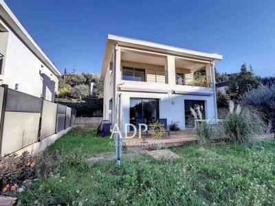 Vente maison 4 pièces 104 m² Grasse (06130)