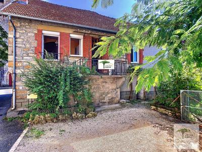 Vente maison 4 pièces 120 m² Saint-Pierre-Toirac (46160)