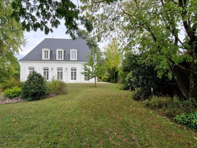 Vente maison 7 pièces 170 m² Saint-Cyr-sur-Loire (37540)